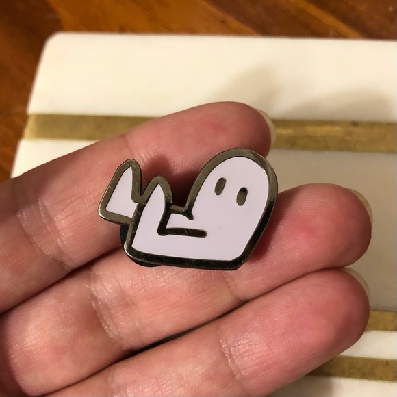 ✨2/$15-Fresno Nightcrawler Cryptid Enamel Pin - Picture 2 of 5
